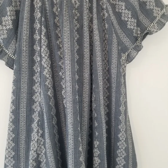 Easel BOHO Blue & White Flowy Tunic Dress Size Medium - Picture 4 of 9